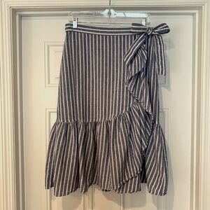 Chaps by Ralph Lauren Chambray Blue and White Striped Ruffle Wrap Skirt Medium